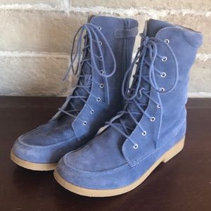 Blue suede Boots